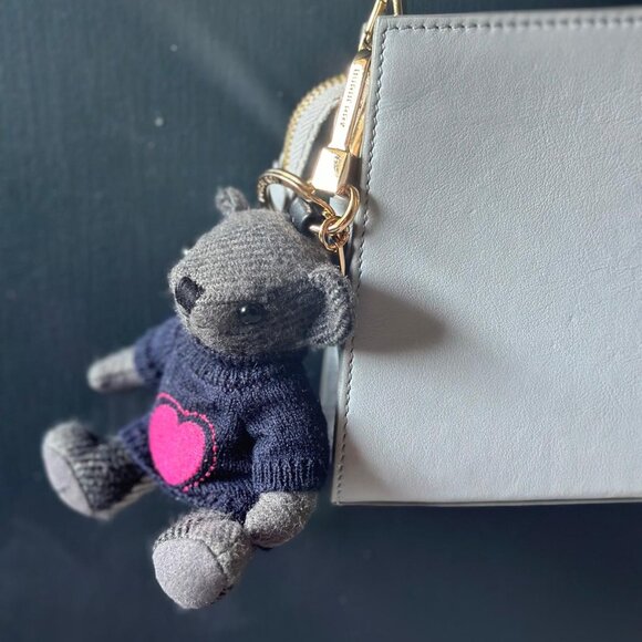 Burberry Keychain Thomas Bear With heart sweater Birthday Day Gift Idea - Picture 9 of 12